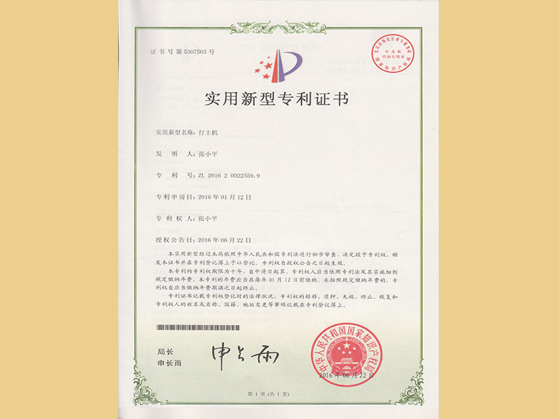 �����C�����C��